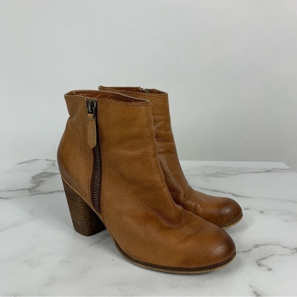 BP Cognac Leather Trolley Stacked Wool Heel Ankle Bootie 6.5 - Picture 2 of 13